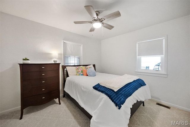 7809 Kenridge Lane, St Louis, MO 63119