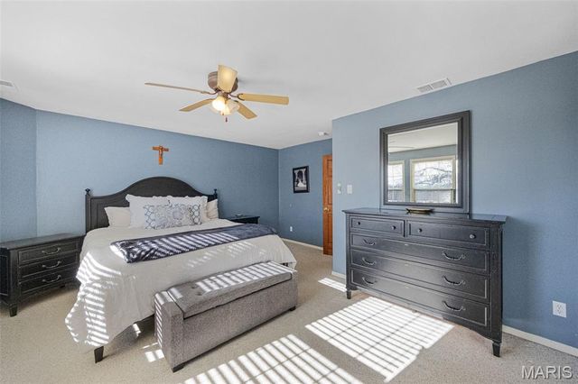 7809 Kenridge Lane, St Louis, MO 63119