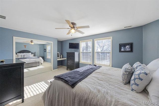 7809 Kenridge Lane, St Louis, MO 63119