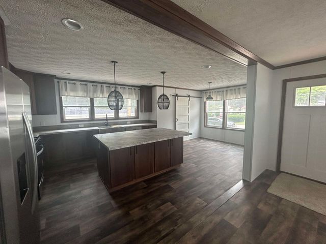 23 Royal Crest Park, Rochester, NH 03867