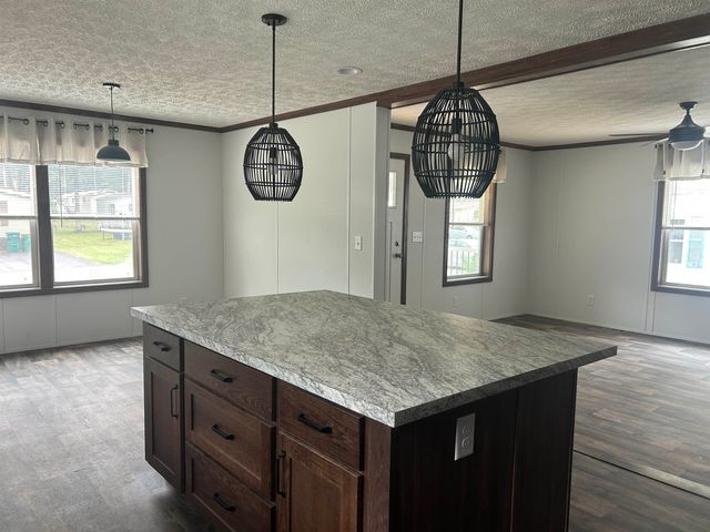 23 Royal Crest Park, Rochester, NH 03867