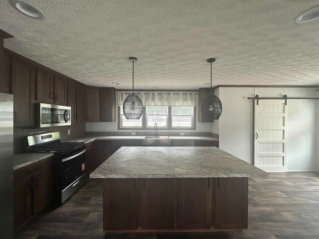23 Royal Crest Park, Rochester, NH 03867