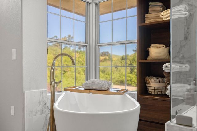 14390 Mountain Quail Road, Salinas, CA 93908