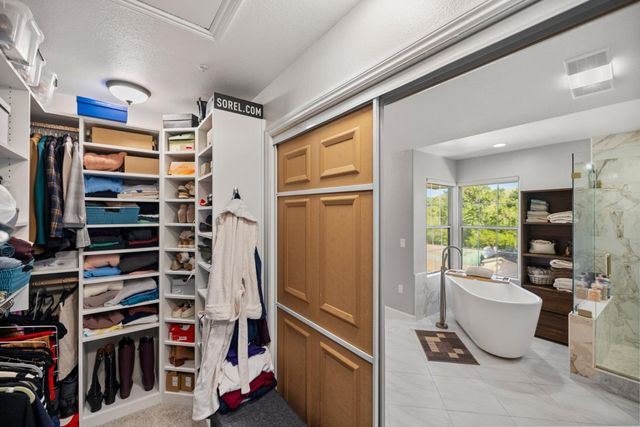 14390 Mountain Quail Road, Salinas, CA 93908