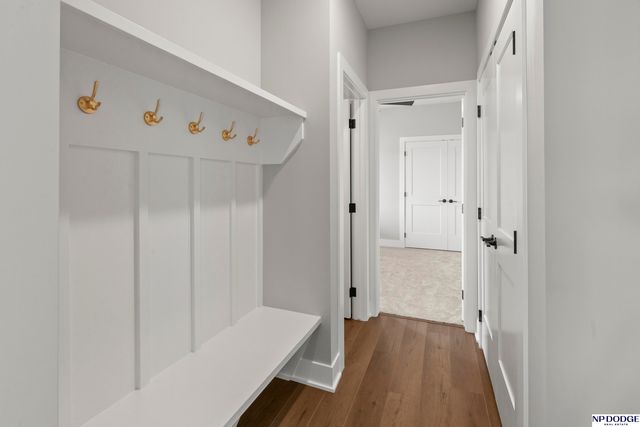 20976 Ogden Street, Elkhorn, NE 68022