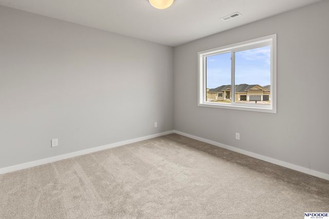 20976 Ogden Street, Elkhorn, NE 68022