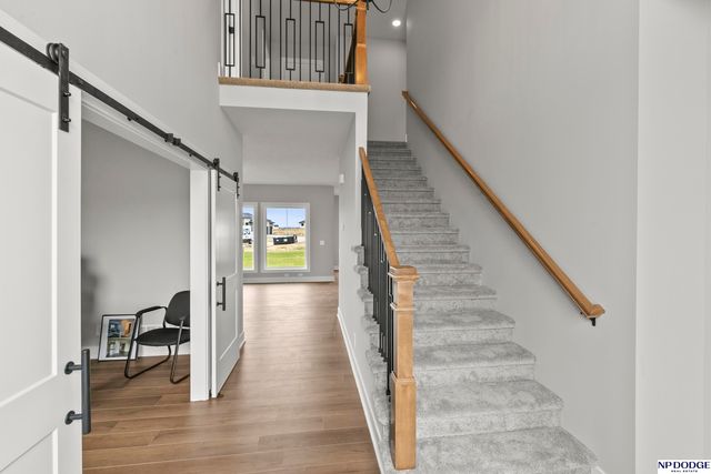 20976 Ogden Street, Elkhorn, NE 68022