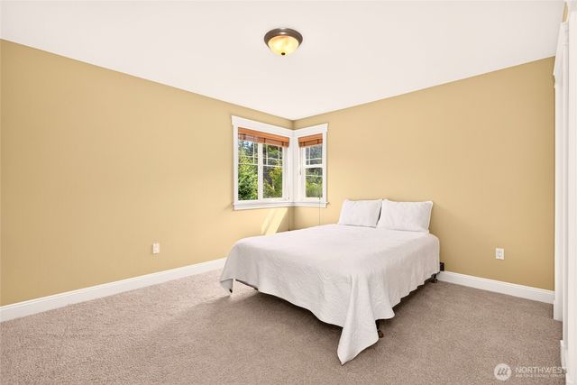 15516 56th Avenue W, Edmonds, WA 98026