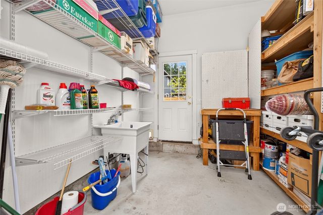 15516 56th Avenue W, Edmonds, WA 98026