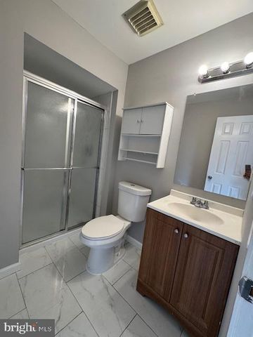 15917 YUKON LN, Rockville, MD 20855