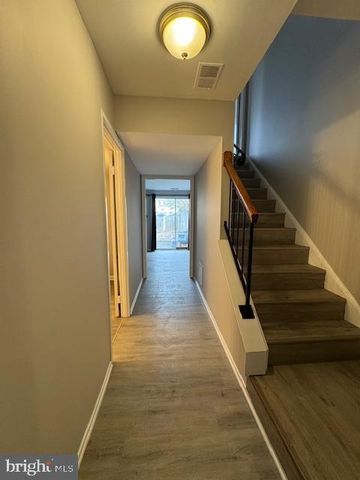 15917 YUKON LN, Rockville, MD 20855