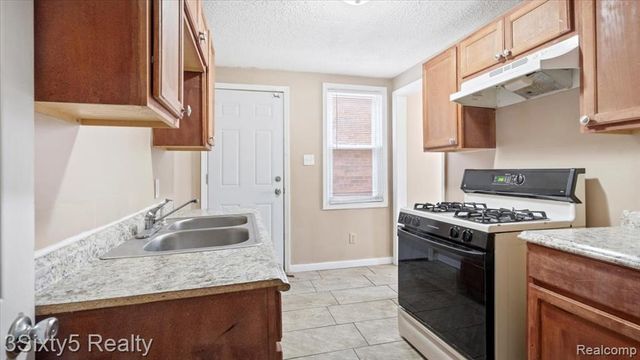 9 Myrtle Street, River Rouge, MI 48218