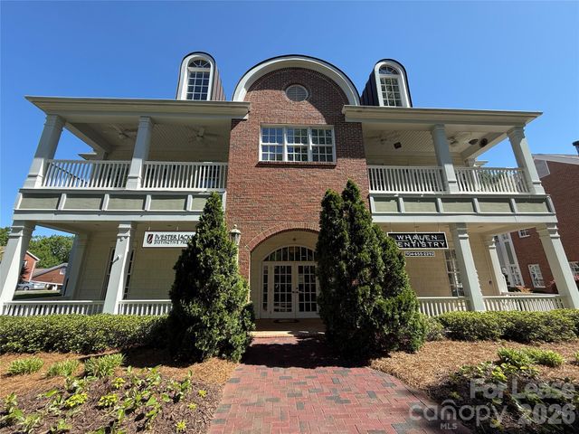 21025 Catawba Avenue 202, Cornelius, NC 28031