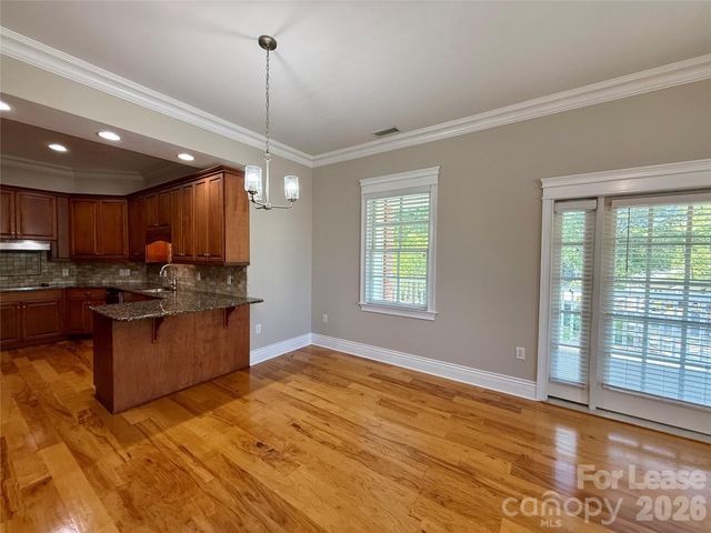21025 Catawba Avenue 202, Cornelius, NC 28031