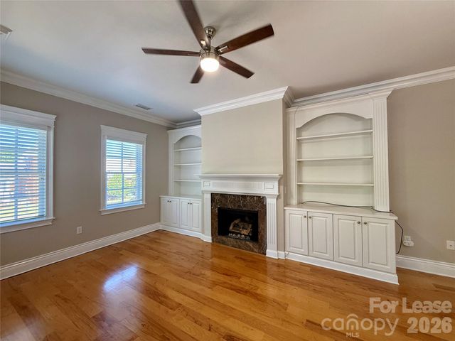 21025 Catawba Avenue 202, Cornelius, NC 28031