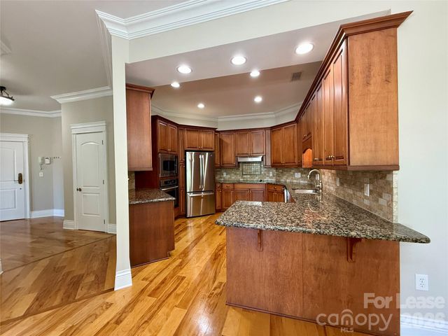 21025 Catawba Avenue 202, Cornelius, NC 28031