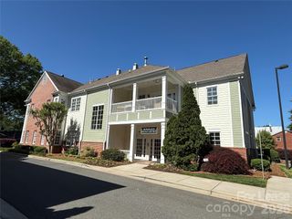 21025 Catawba Avenue 202, Cornelius, NC 28031