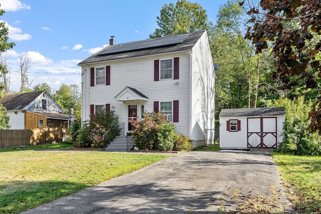 14 Hyde Park St, Winchendon, MA 01475