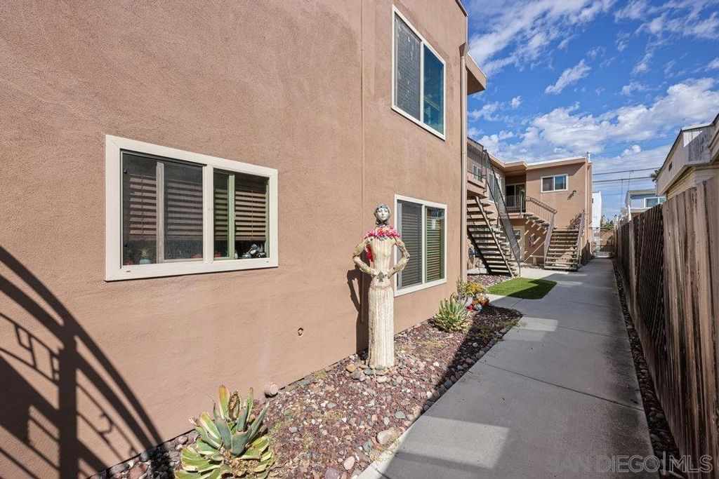 4629 Bancroft St., San Diego, CA 92116 — photo 4