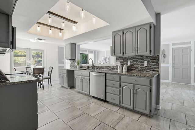 16406 Rough Oak, San Antonio, TX 78232