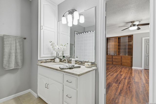 16406 Rough Oak, San Antonio, TX 78232