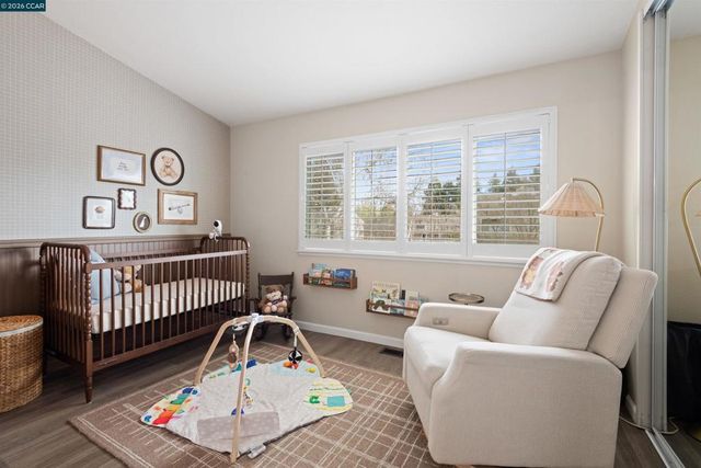 2721 Oak Rd L, Walnut Creek, CA 94597