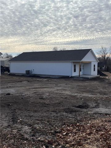 257 Myrtle Street, Kidder, MO 64649