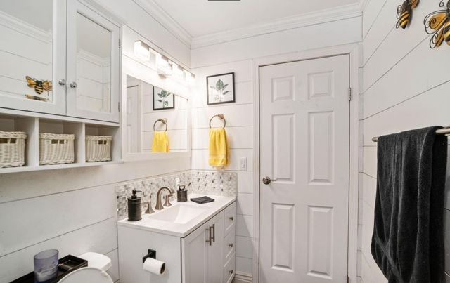 18851 Penn Valley Dr, Penn Valley, CA 95946