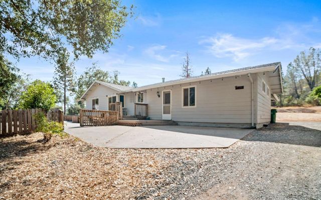 18851 Penn Valley Dr, Penn Valley, CA 95946