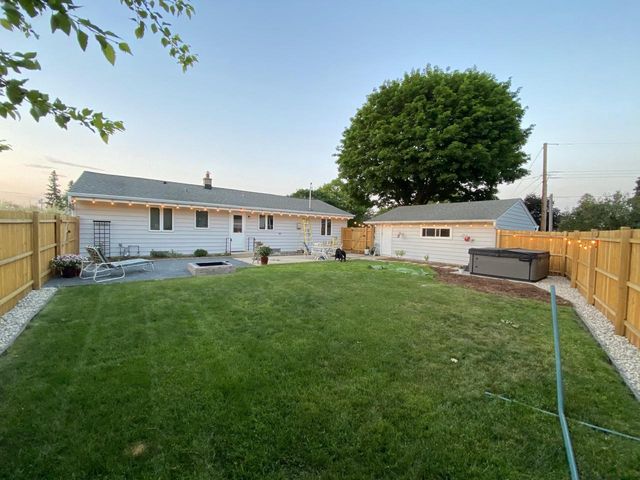 N66W24411 Champeny ROAD, Sussex, WI 53089