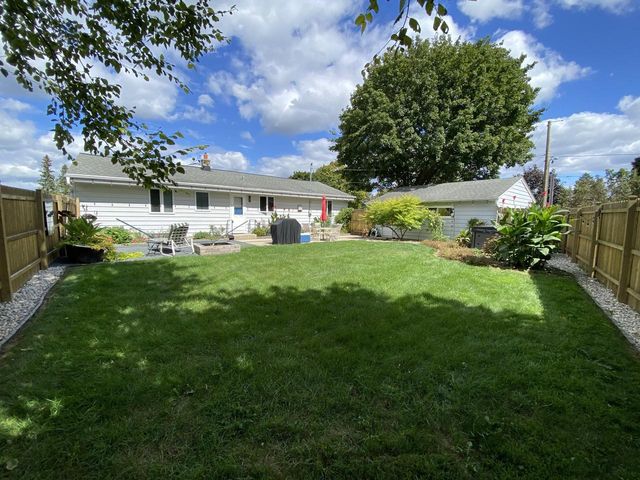 N66W24411 Champeny ROAD, Sussex, WI 53089