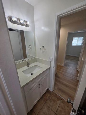 19905 Derbyshire Lane, Huntington Beach, CA 92646