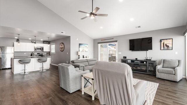 3278 South Bank Road NE, Millersport, OH 43046