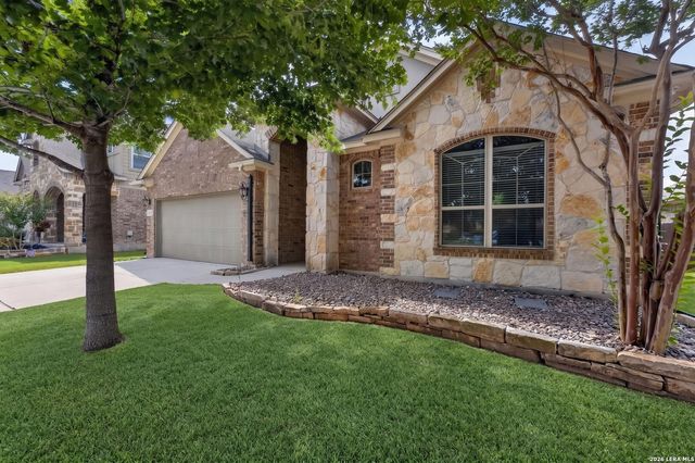 2932 Sunridge Dr, Schertz, TX 78108