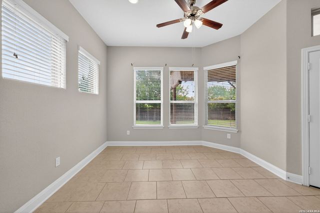 2932 Sunridge Dr, Schertz, TX 78108