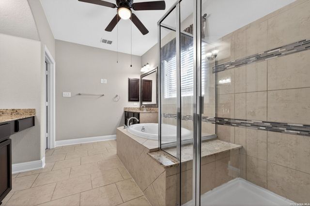 2932 Sunridge Dr, Schertz, TX 78108