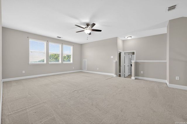 2932 Sunridge Dr, Schertz, TX 78108
