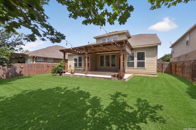 2932 Sunridge Dr, Schertz, TX 78108