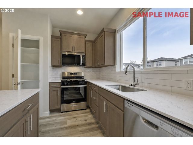 2104 37th Ave Lot 108, Forest Grove, OR 97116