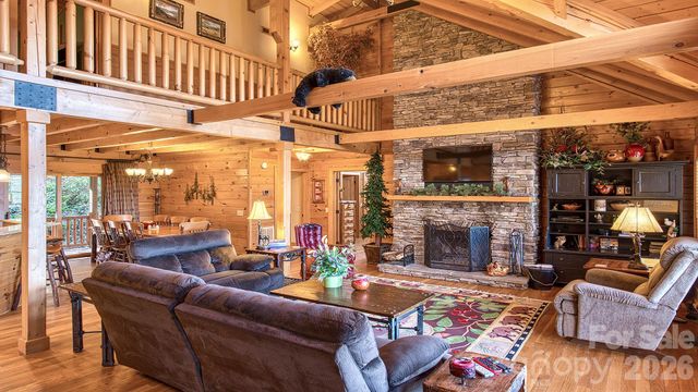40 Adohi Trail, Maggie Valley, NC 28751