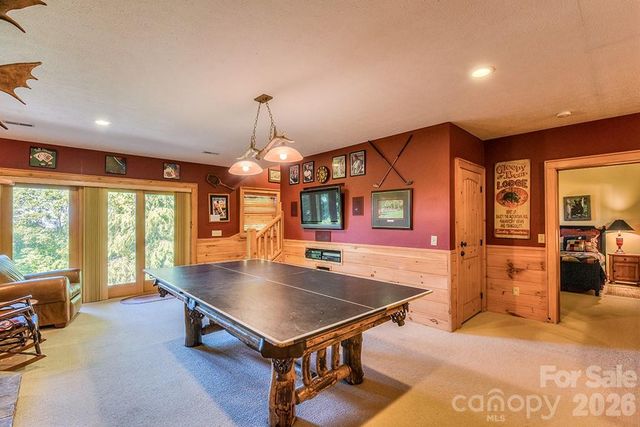 40 Adohi Trail, Maggie Valley, NC 28751