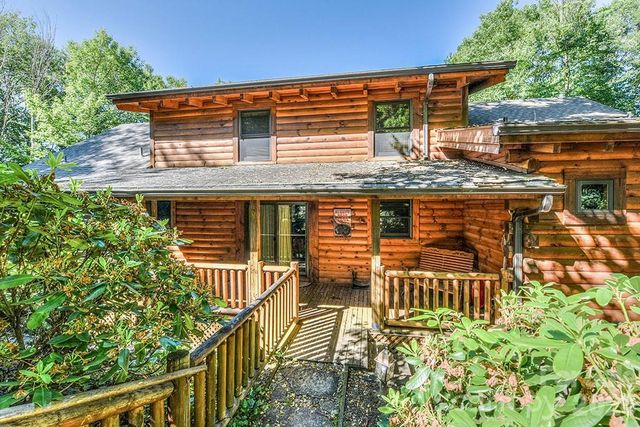40 Adohi Trail, Maggie Valley, NC 28751