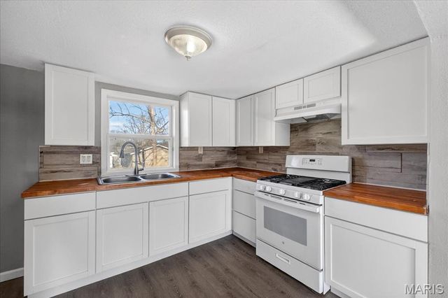 1825 Muren Boulevard, Belleville, IL 62221