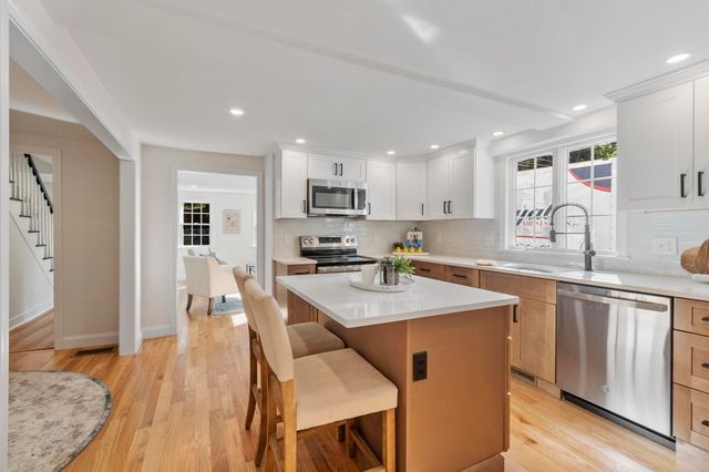 102 Park Street, North Reading, MA 01864