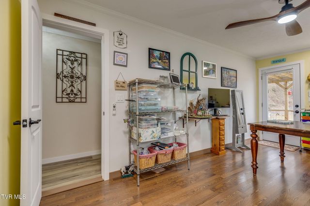 2215 Little Valley Road, Kingsport, TN 37660