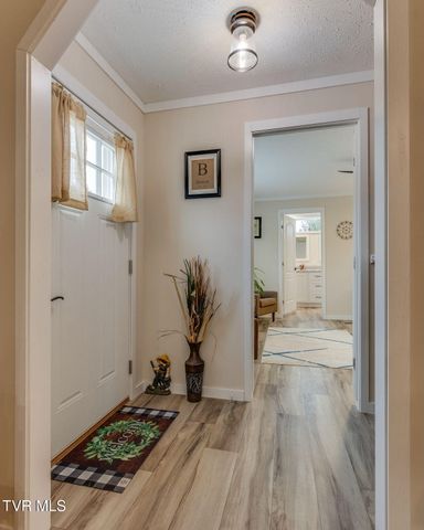 2215 Little Valley Road, Kingsport, TN 37660