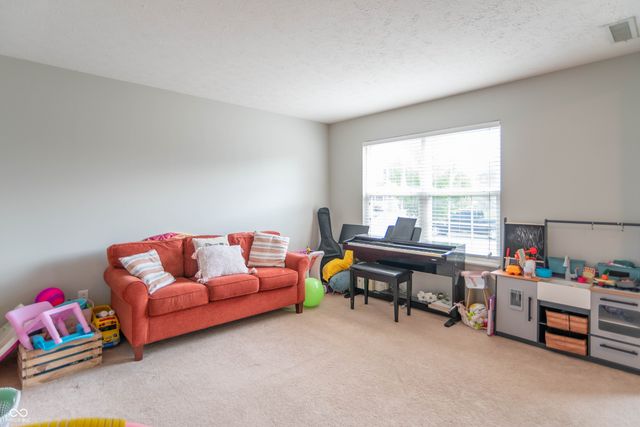 1810 Salina Drive, Avon, IN 46123