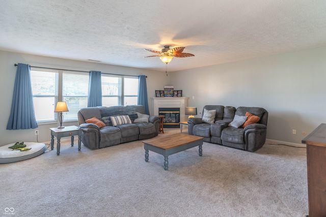 1810 Salina Drive, Avon, IN 46123