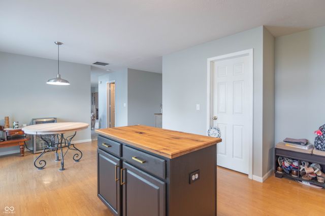 1810 Salina Drive, Avon, IN 46123