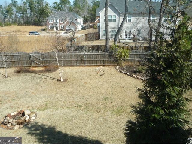 32 Stonebridge Pass, Newnan, GA 30265